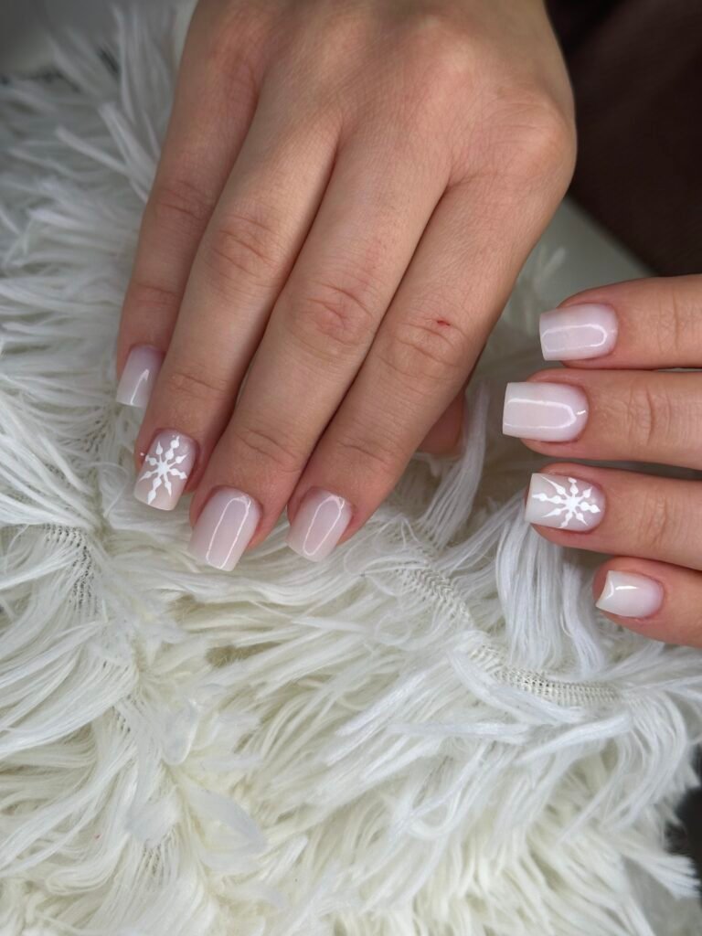 Bild von schönen Nägeln nach einer Behandlung